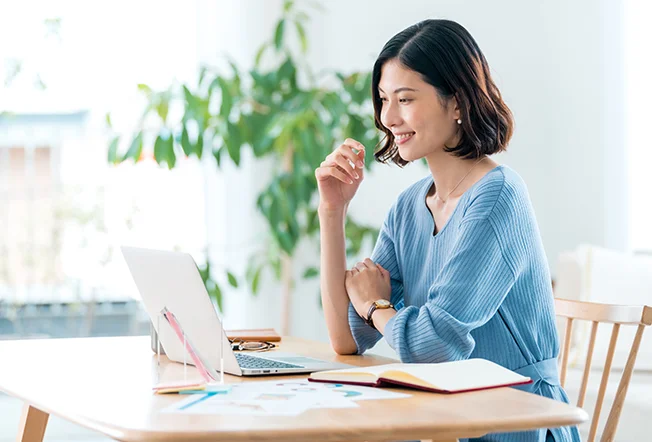 経理・財務の経験者必⾒。専⾨性を活かし、多様なキャリアパスを。